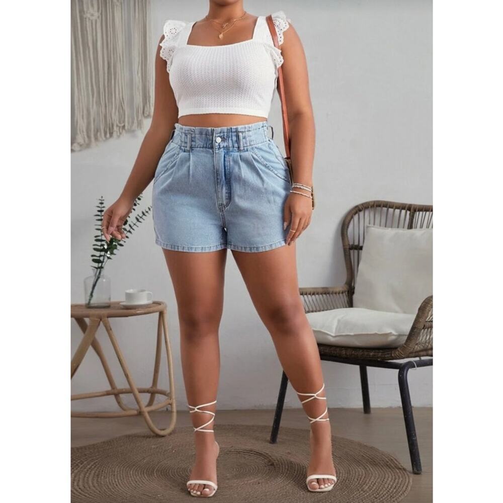SHEIN Short Super Light Wash Denim High Waisted Shorts Size 1XL NWOT